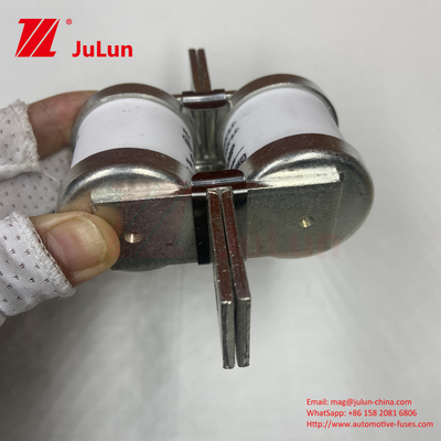 MUSSMANN 690V 630A Keramik Kupfer Automotive Sicherungen 630MMT Twin Flat Plate Bolt Typ Sicherung für den Fahrzeugschutz
