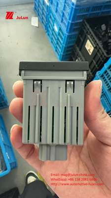 Ford Truck BC45-13A350-BA Truck Schaltfläche Schaltfläche Moderner Notschalter 299.HY1S0893790-3k000FZ