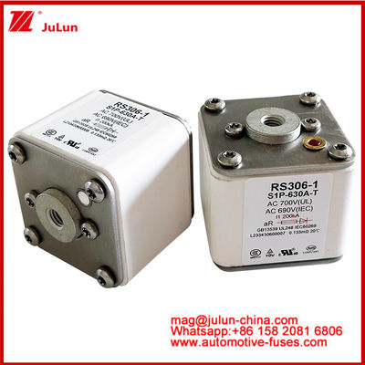 RS306-1 S1P-630A-T AC700 ((UL) Ar AC690V ((IEC) 200KV Quadratkaremische Sicherung EV oder HEV Elektrofahrzeug Traktion