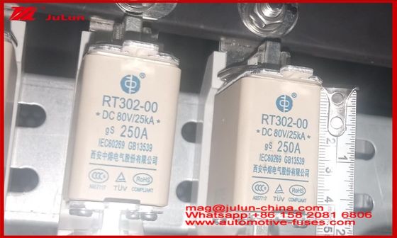 Blade Caremic Kleinwagen Sicherungen RT302-00 250A DC80 25KA GG Automobilmontage