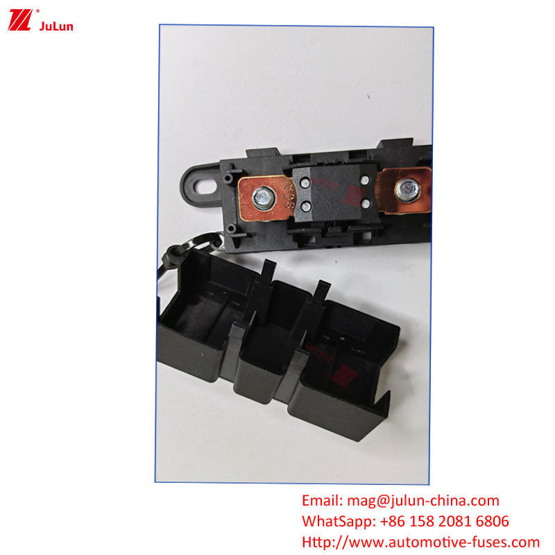Eu UL Standard Automotive Ersatzteile Außendimensionen Sicherungshalter / Kiste aus Kunststoff / Nylongehäuse Nennspannung 32V 48V 72V Automotive / Elektrofahrzeug / Motorrad
