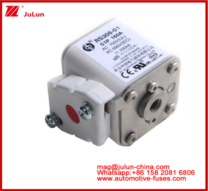 RS306-01-S1P160A AC700 ((UL) AR AC690V ((IEC) 200KV Quadratkeramische Sicherung EV- oder HEV-Stud-Mount Kleine Größe Hohe Nennstrom-Kurzschlussschutz Brechkapazität