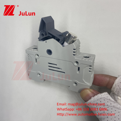 Zylindrische Solar-PV-Sicherung 10A-63A 1000VDC/1500VDC IEC60269.6 Sicherung 10X38 1p 2p 3Pole Np Dc Sicherungen Quadrat Solar-Pv-Sicherung