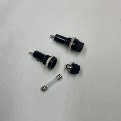 Sicherungshalter für 6*30mm Rohrglas 10A 250V