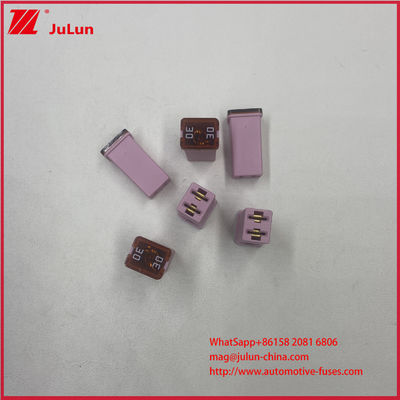 SBFC-JT 30A 32V Auto Auto Mikroblade Sicherung Quadrat Anforderung Verbindung Sicherung Box Halter Long Pin Small Internal Car Männlicher Stecker Ampere Rating
