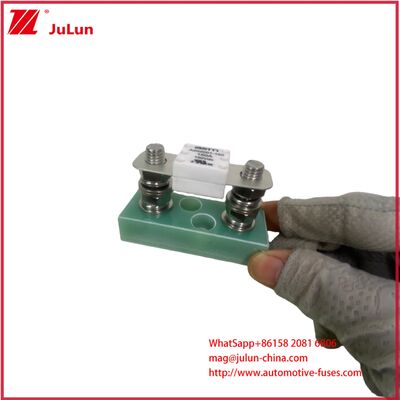 FHR39-M8-01 ASTM Sicherung Elektrofahrzeug Motorrad Batterie Panels Halter Autosicherungssteckplatz Nennspannung